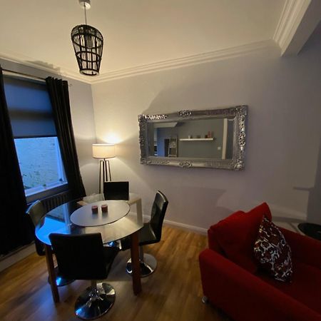 벨파스트 Mountcollyer House 빌라 외부 사진